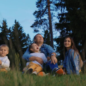 FamilySteps <br> צילום וידאו משפחתי אמיתי